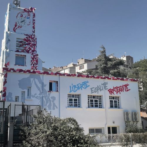 fresque-murale-streetart-facade-mairie